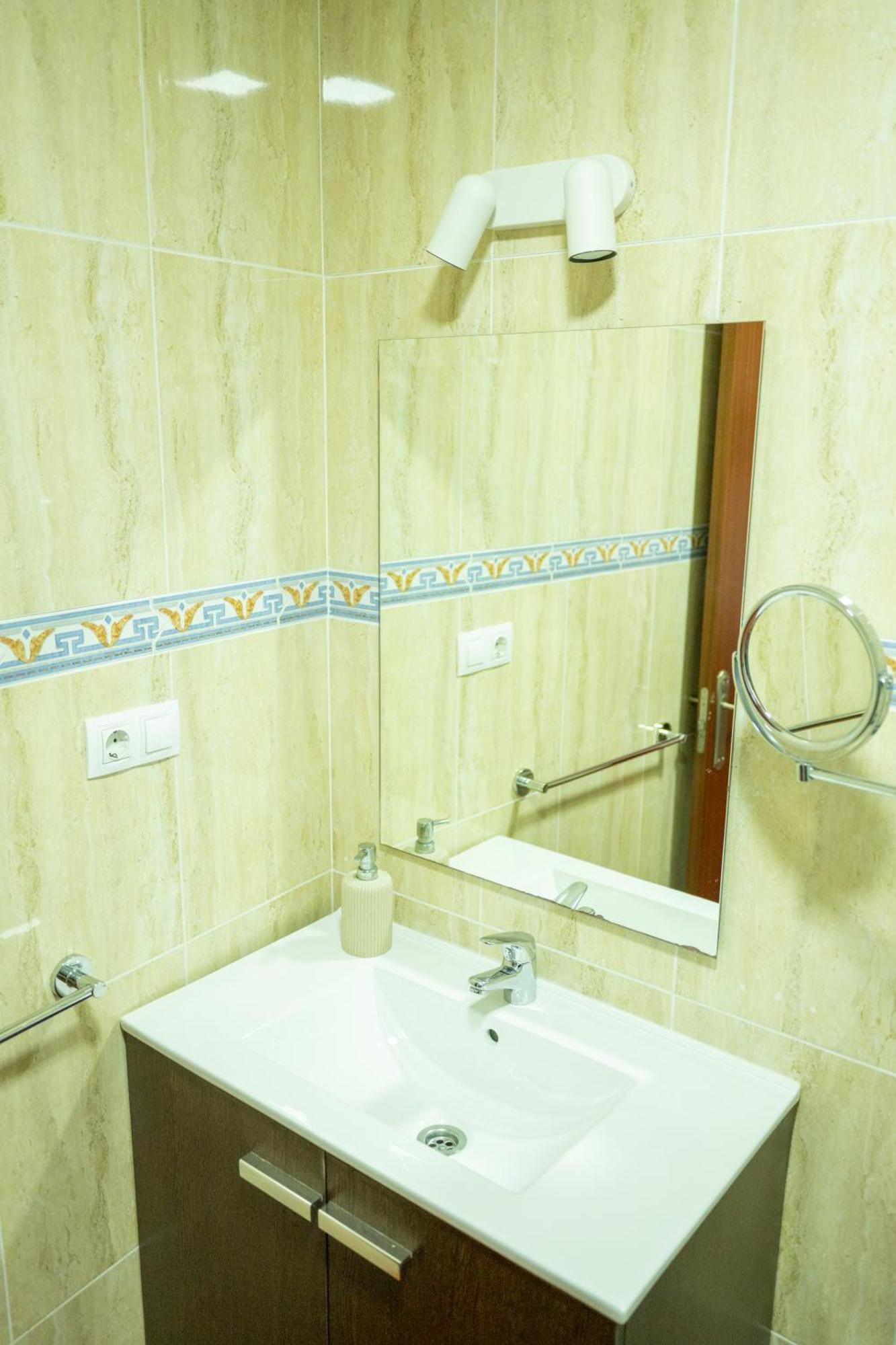 Amolan Vv Airport Apartment El Matorral Exterior photo